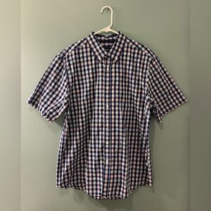 NWOT … BASIC EDITIONS “Size: L” Easy Care Dress Shirt